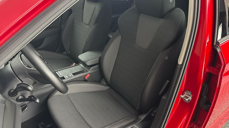 Škoda Octavia 2.0 TDI Ambition - fotka 15 z 24