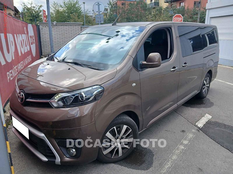 Toyota ProAce Verso (2019) 2.0D-4D L3, 1.maj,ČR, Family - fotka 1 z 3