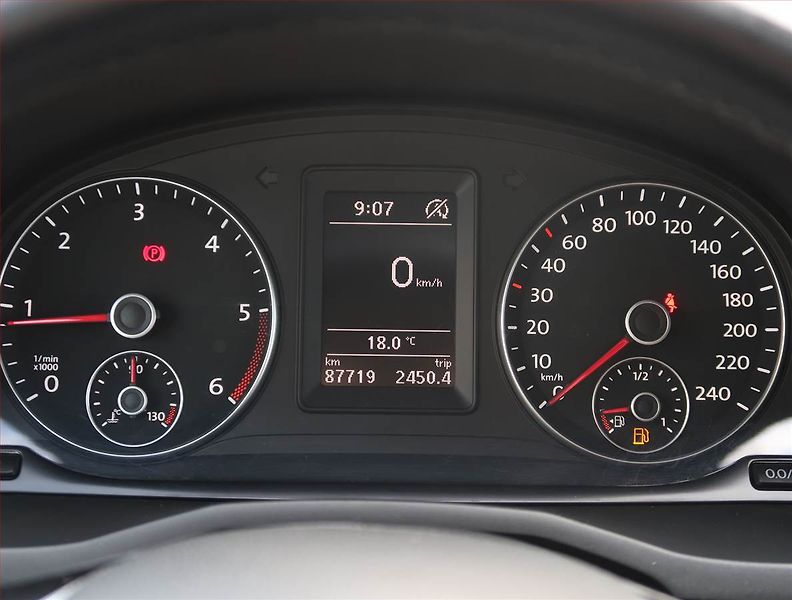 Volkswagen Caddy (2016) 2.0 TDI, 5Míst, ČR - fotka 11 z 18