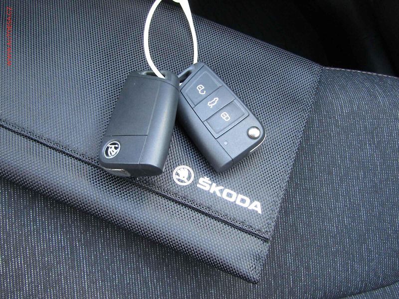 Škoda Kamiq (2022) 1.5 TSi, 1.maj,ČR, Style, DSG - fotka 19 z 19