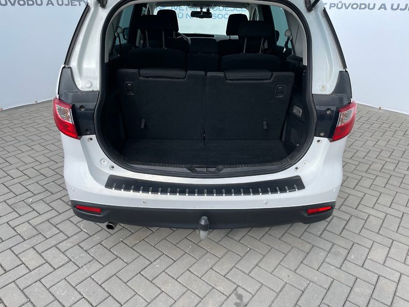Mazda 5 (2013) 1.8i 85kW! 7 míst! Tažné! - fotka 9 z 24