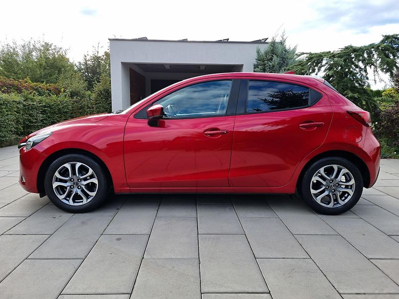 Mazda 2 (2018) 1.5 G-90.KIZOKU INTENSE,HEAD U - fotka 15 z 49