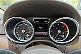 Mercedes-Benz GL (2014) GL 350 Bluetec 4Matic - náhled 29