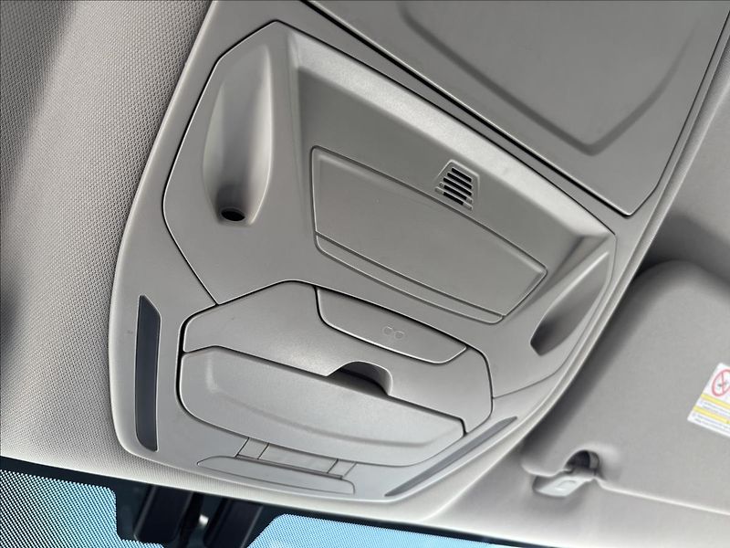 Ford C-MAX 2,0 TDCi 103kW Titanium - fotka 37 z 39