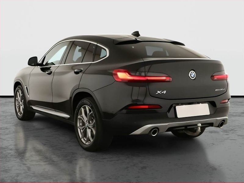 BMW X4 (2021) xLine xDrive20d - fotka 4 z 18