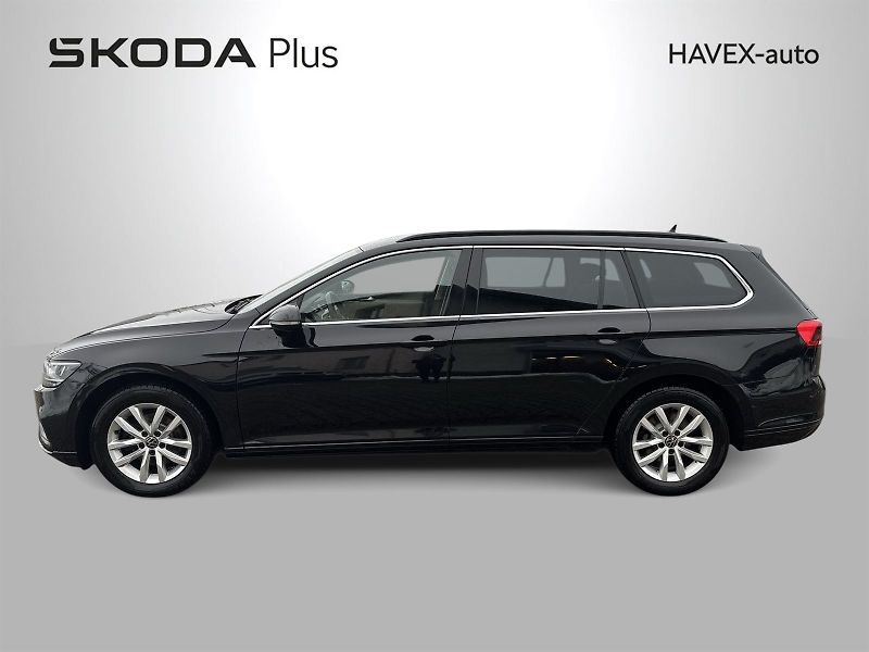 Volkswagen Passat (2022) Variant 2.0 TDI DSG Business - fotka 3 z 33