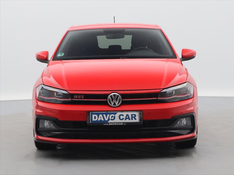 Volkswagen Polo 2,0 TSI GTI 147kW DSG LED Beat - fotka 2 z 33