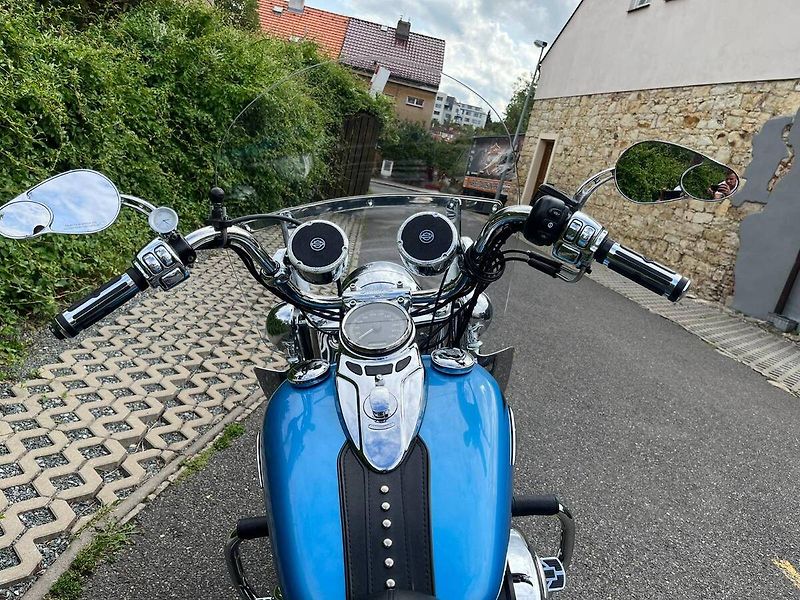 Harley-Davidson FLSTC Heritage Softail Classic (2011) - fotka 9 z 16