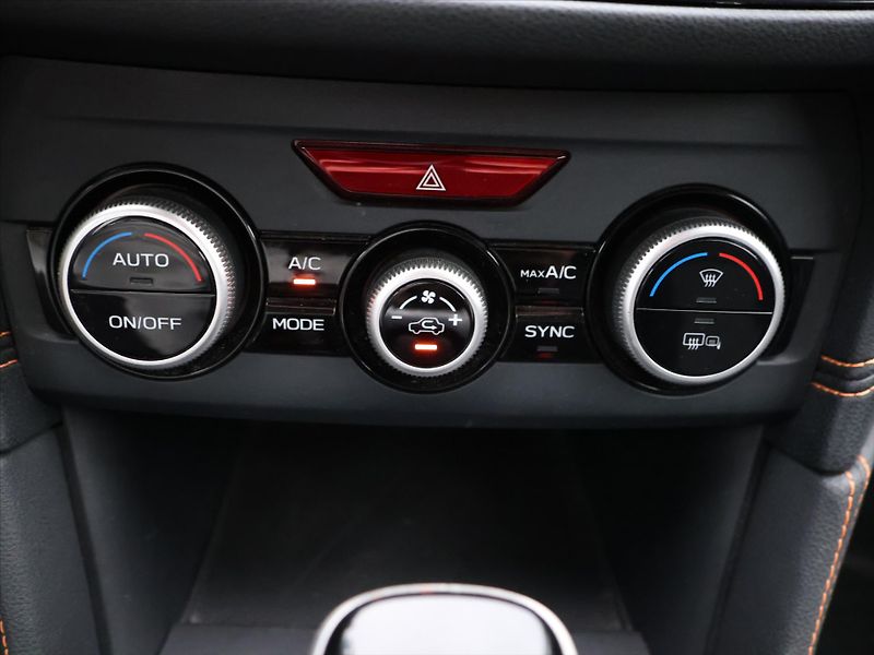 Subaru XV 2,0 i 115kW CVT Comfort 1.Maj - fotka 23 z 33