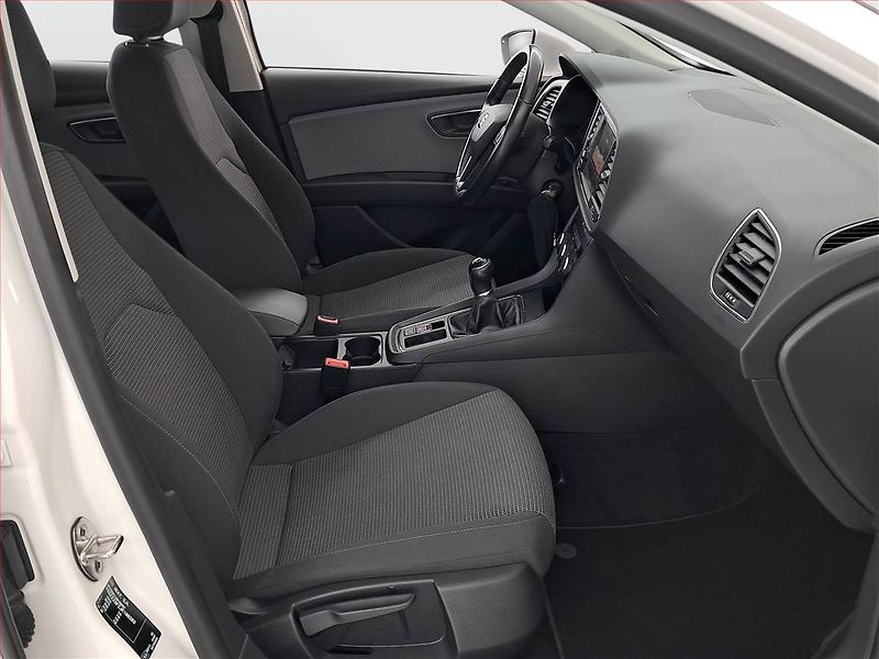 Seat Leon (2018) 1.6 TDI, Serv.kniha, Navi - fotka 9 z 16