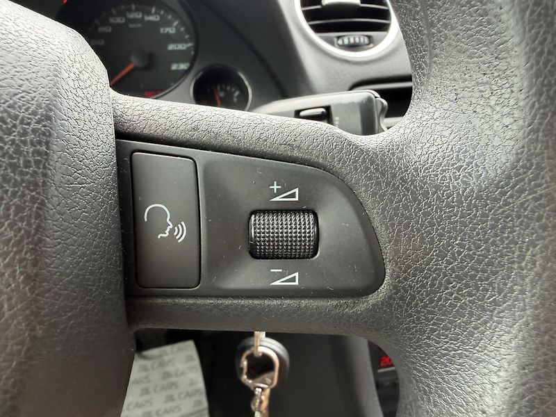 Seat Exeo 2.0 TDI KLIMA ROZVODY 2X KOLA - fotka 17 z 31