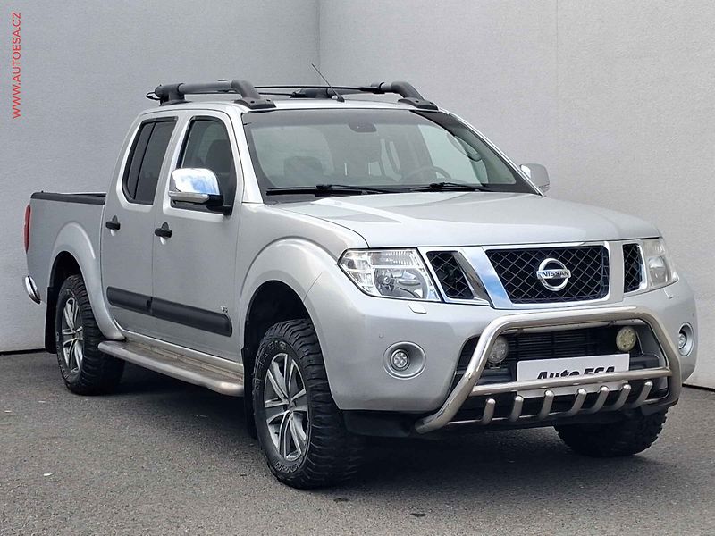 Nissan Navara (2011) 3.0 dCi 4x4, ČR, AT, kůže - fotografie inzerátu