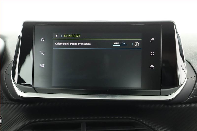 Peugeot 208 (2020) Active 50 kWh, SoH 92% - fotka 16 z 19