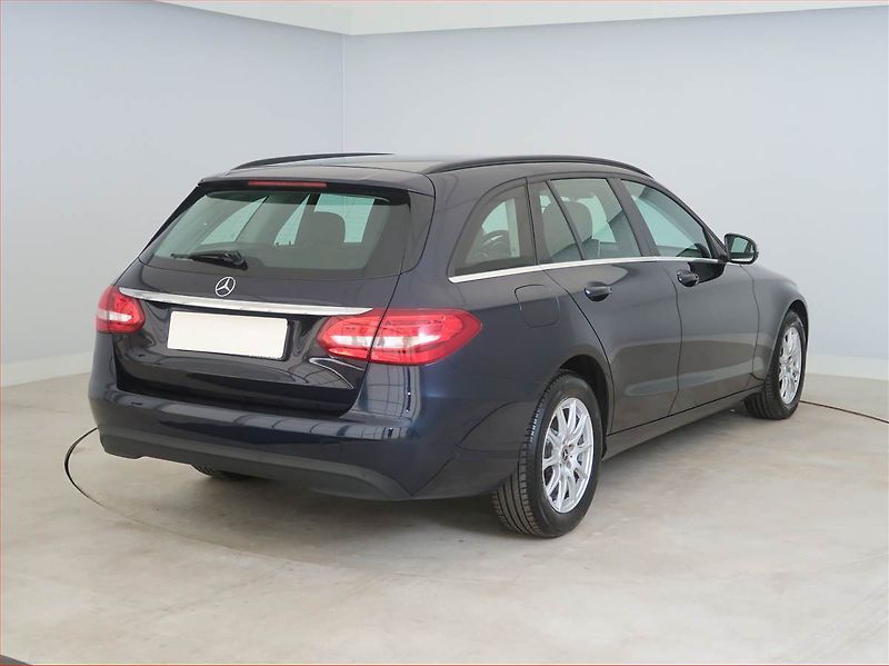 Mercedes-Benz Třídy C (2017) C 200 d, Automat, Serv.kniha - fotka 5 z 17