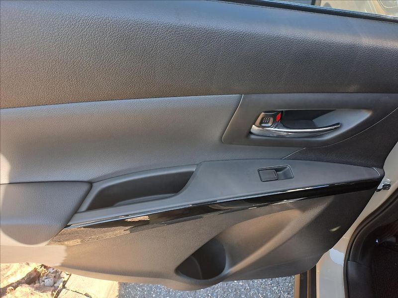 Suzuki S-Cross (2026) 1,4 Elegance AllGrip BE - fotka 13 z 16