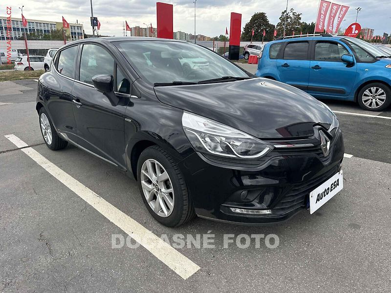 Renault Clio (2019) 0.9 TCe, 1.maj,ČR, Limited - fotka 1 z 3