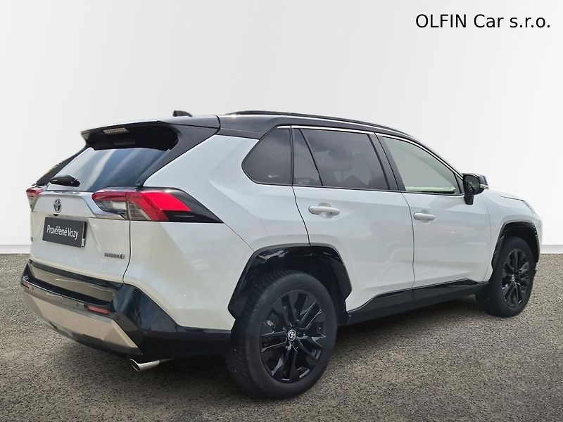 Toyota RAV4 Selection 2.5 HEV 4x2 - fotka 2 z 28