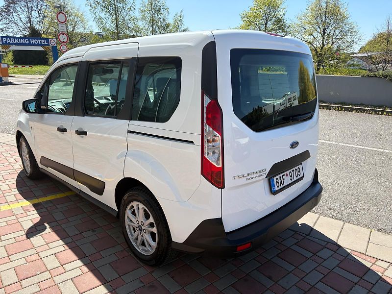 Ford Tourneo Connect 1.5TDCi 74kW*PO SERVISU*ČR* - fotka 6 z 16