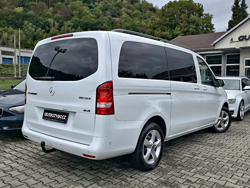 Mercedes-Benz Vito TOURER 116 4x4 LŮŽKOVÁ ÚPRAVA - fotka 26 z 26