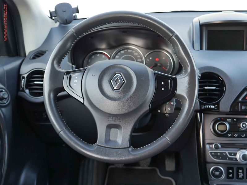Renault Koleos (2013) 2.0 DCi 4x4, Navi, výhřev - fotka 15 z 16