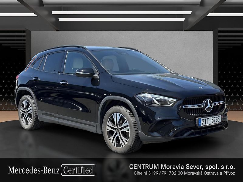 Mercedes-Benz GLA 200d 4MATIC - fotka 7 z 16