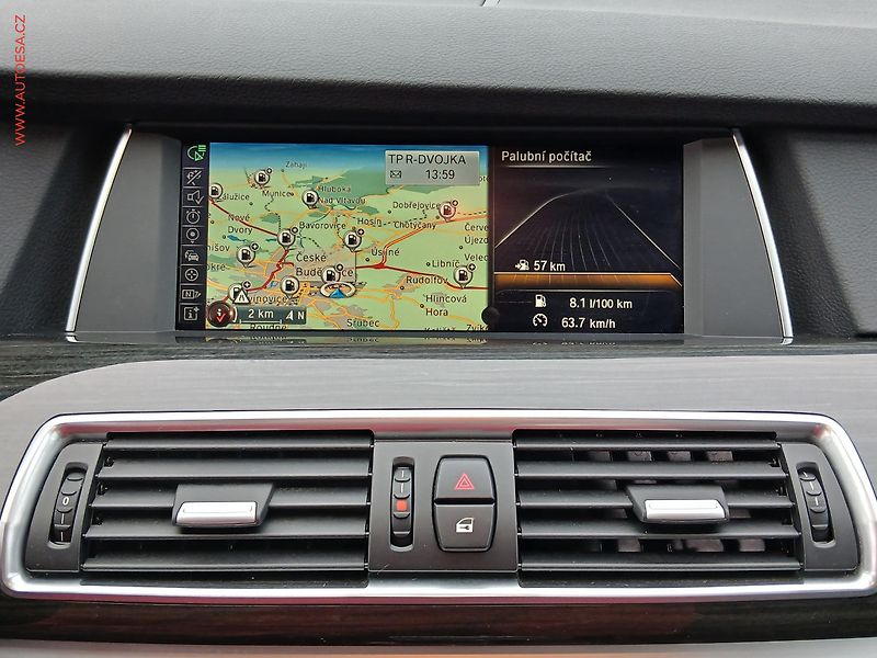 BMW Řada 5 (2016) 3.0 d GT 530xDrive, 1.maj,ČR - fotka 17 z 27