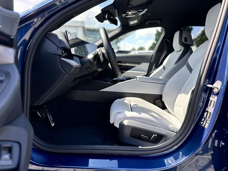 BMW Řada 5 520d xDrive M-Sport Pro Venti - fotka 5 z 13