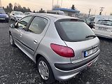 Peugeot 206 1.4i, 55 kW, 5-ti dvéř - náhled 4