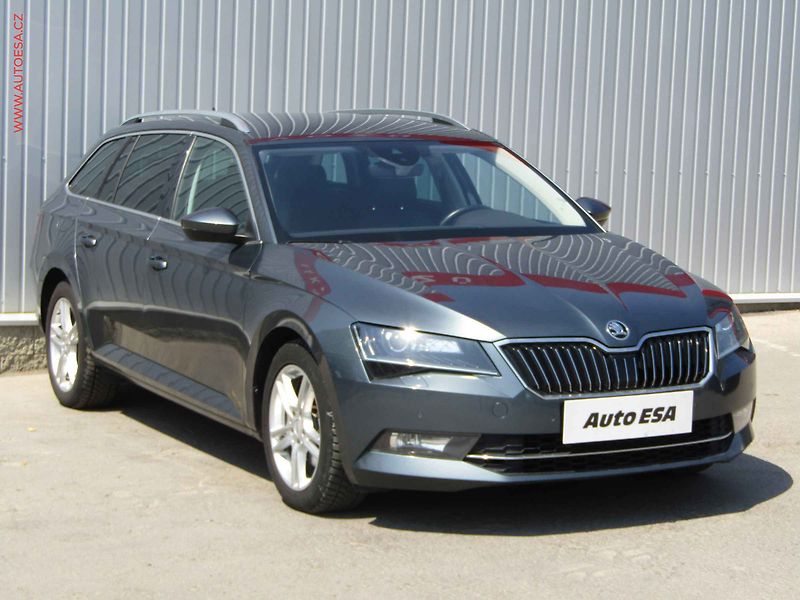 Škoda Superb (2018) 1.8 TSi, Style, DSG, Webasto - fotografie inzerátu