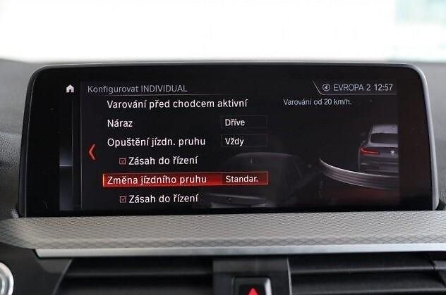 BMW X4 - fotka 19 z 23