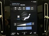 Volvo XC40 T3 R-DESIGN  - náhled 32