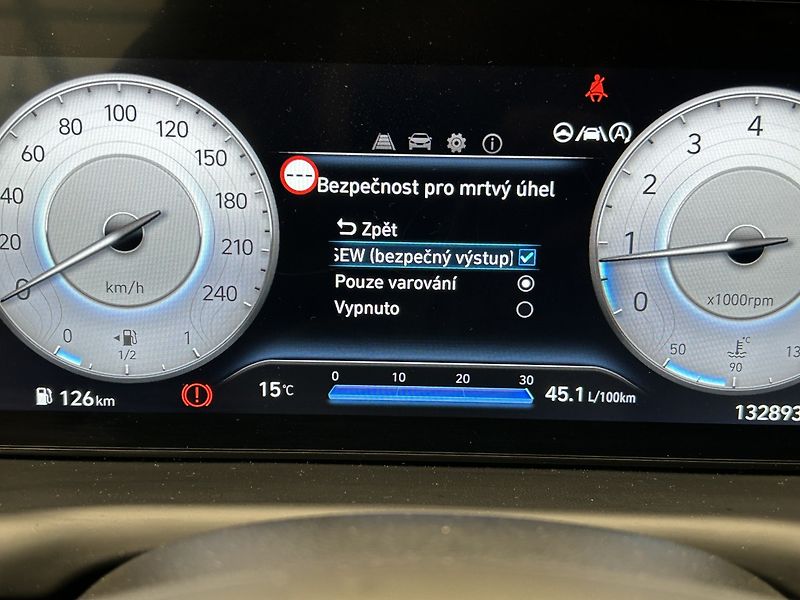 Hyundai Tucson 1.6 T-GDI SMART - fotka 23 z 37