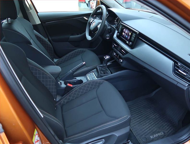 Škoda Kamiq (2023) Ambition 1.0 TSI, DSG - fotka 9 z 17