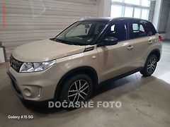 Suzuki Vitara (2016) 1.6 DDIS, navi, autoAC - fotografie inzerátu