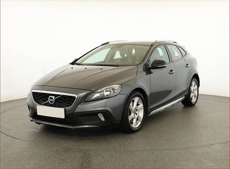 Volvo V40 (2013) 2.0 D3, Navi, Tempomat - fotka 2 z 17