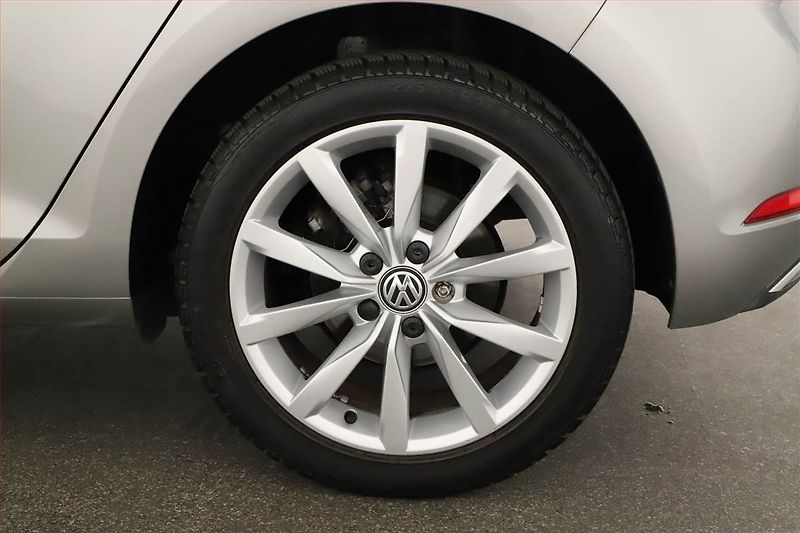 Volkswagen Golf (2017) 1.0 TSI, Tempomat - fotka 18 z 18