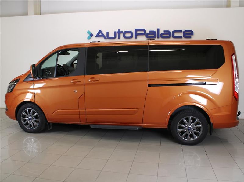 Ford Tourneo Custom 2,0 EB 125kW AT L2 Titan.X ČR - fotka 5 z 25