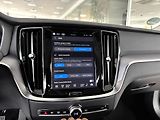 Volvo V60 T6 AWD*Recharge*KeyLess*Tažné - náhled 26