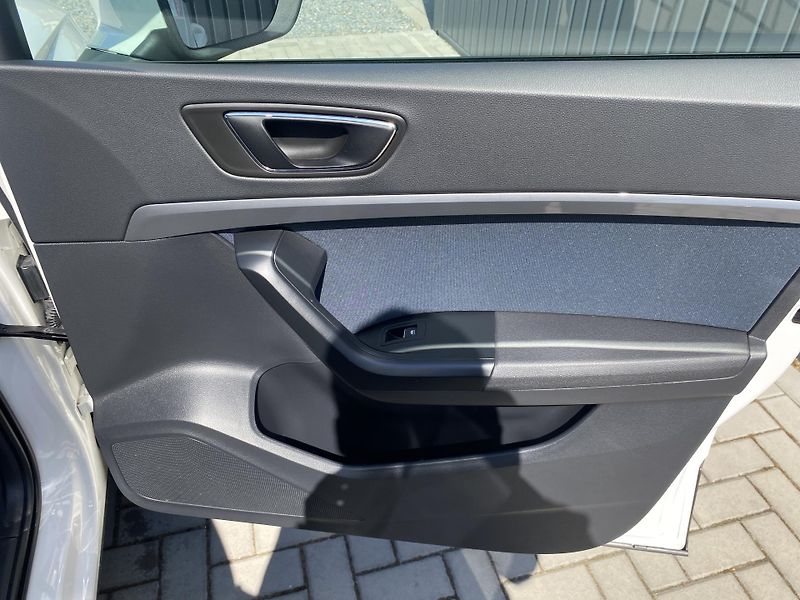 Seat Ateca 1.4TSI 110kW - 1xMAJ.- STYLE - fotka 37 z 41