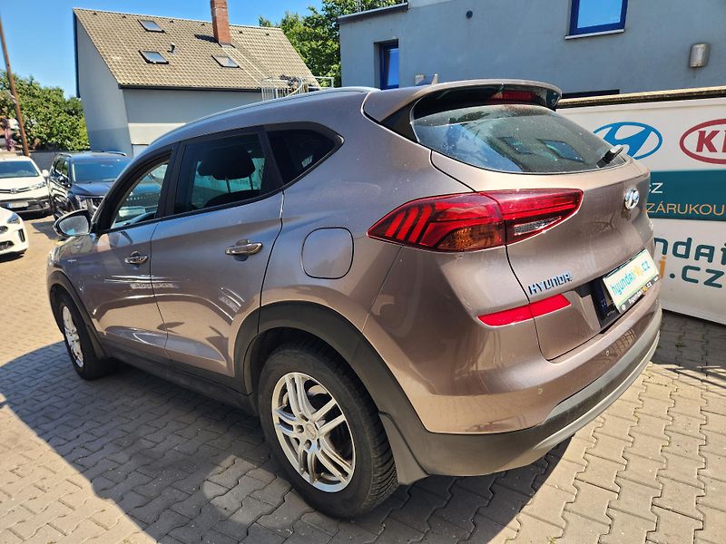Hyundai Tucson 1.6-AUTOMAT-KAMERA - fotka 6 z 11
