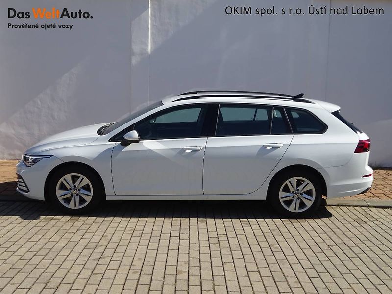 Volkswagen Golf (2022) 1,0TSi /81kW Variant Life - fotka 3 z 27