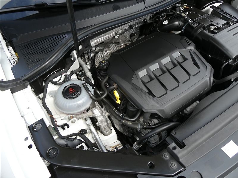 Volkswagen Tiguan 2,0 TSi 140kW DSG 4Motion,weba - fotka 43 z 48