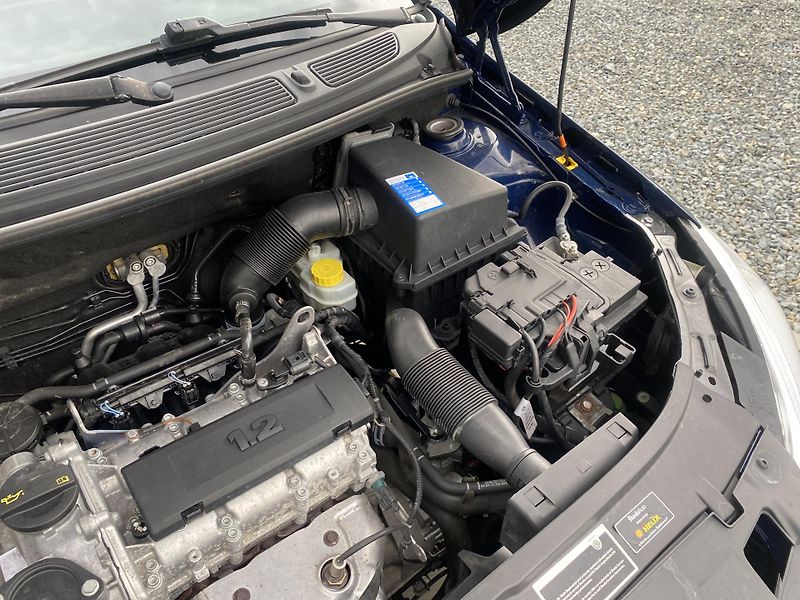 Škoda Fabia 1.2i 1x MAJ.- 84 000 KM - fotka 29 z 30