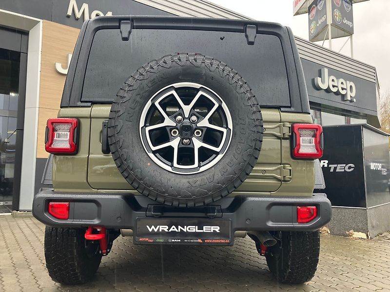 Jeep Wrangler 2.0T 272k Rubicon 8AT. - fotka 18 z 55