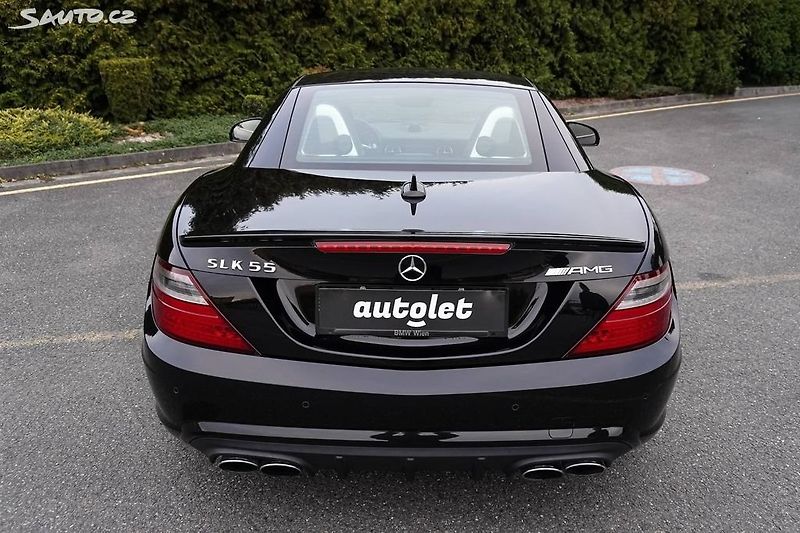 Mercedes-Benz SLK (2012) 55 AMG V8 310KW MAGIC SKY - fotka 10 z 24