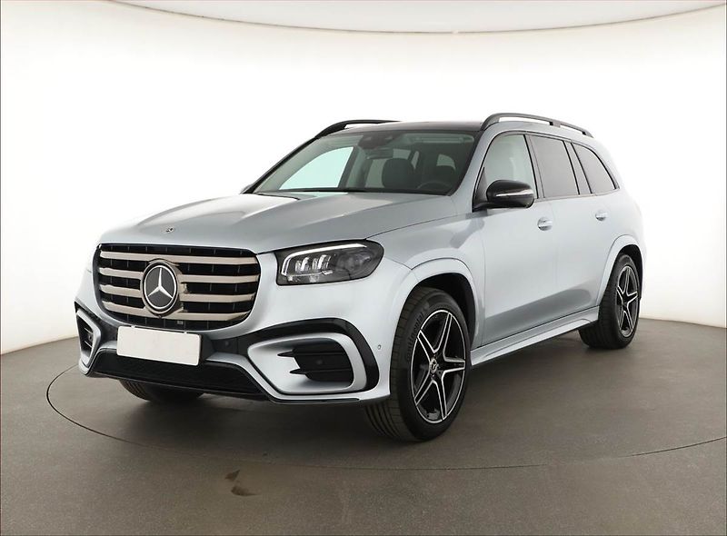 Mercedes-Benz GLS (2024) 450 4MATIC - fotka 2 z 26