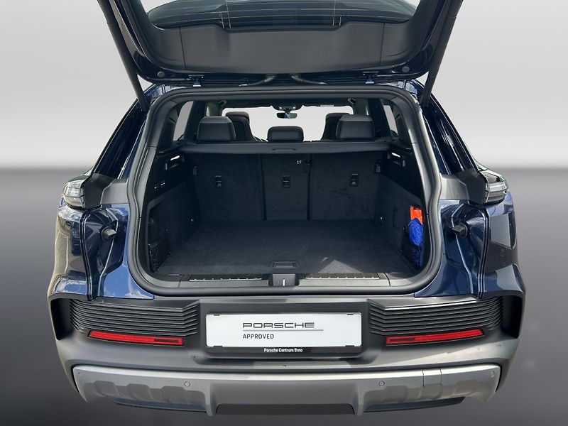 Porsche Cayenne Electric - fotka 29 z 30