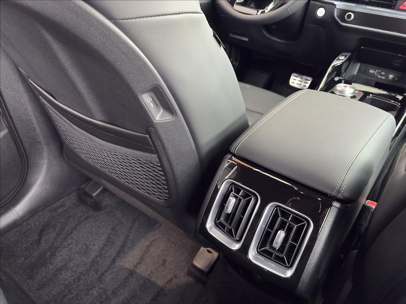 Kia Sorento (2025) 2,2   CRDI 4x4 8DCT TOP - fotka 23 z 29