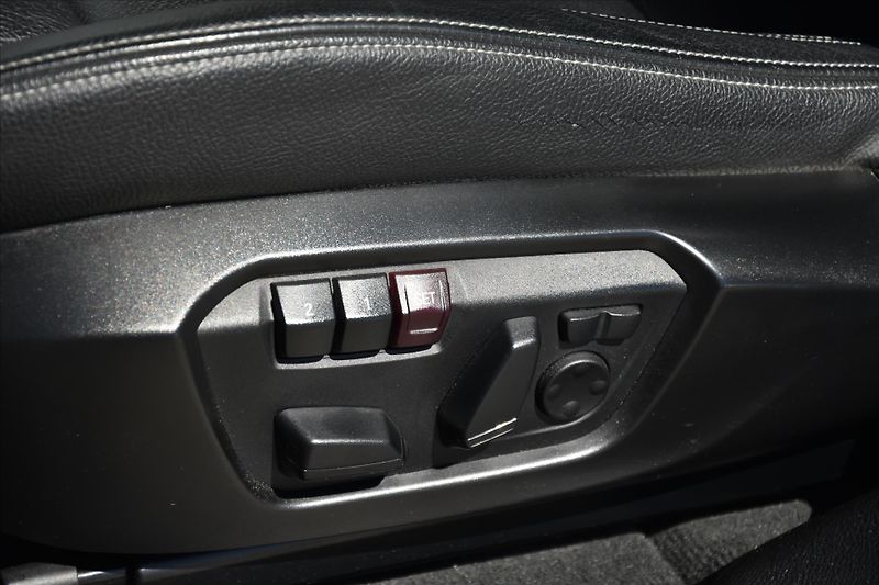 BMW X4 xDrive 30d 190kW M PAKET - fotka 28 z 31