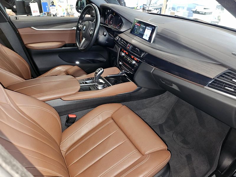 BMW X6 3.0 xDrive30d CZ, DPH - fotka 14 z 29